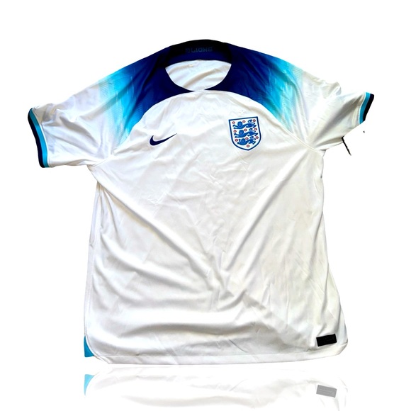 NIKE: England National Team On Field Soccer Kit: NWT: “3 Lions”: Adult XL - Picture 1 of 7